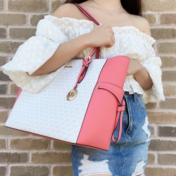 BUNDLE💕NWT Michael Kors Large Tote & Wallet - Picture 3 of 7